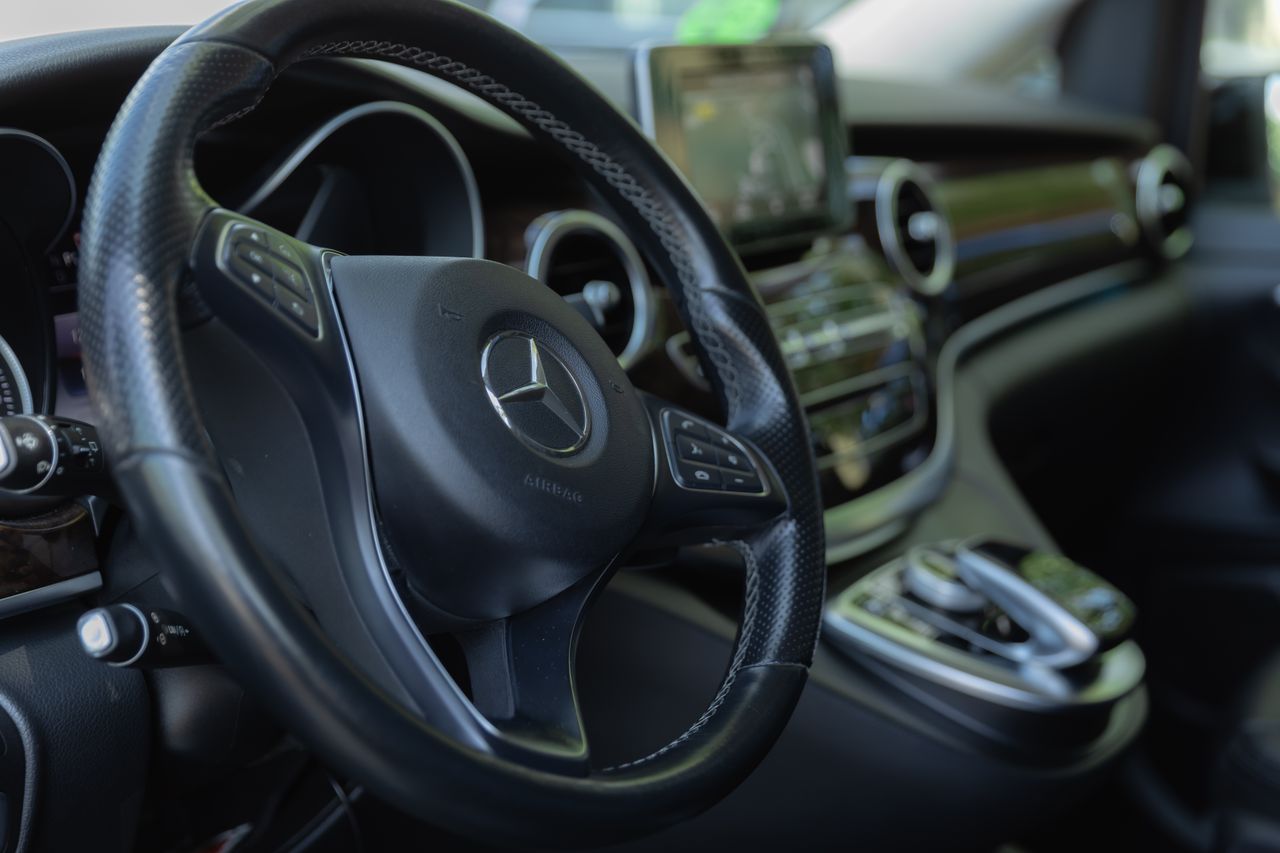 Crafting Captivating Headlines: Your awesome post title goes here Explore the elegant interior of a Mercedes-Benz showcasing a sleek design and modern features.